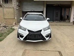 Toyota Corolla 2013 White