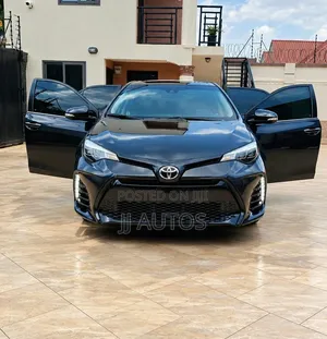 Toyota Corolla XSE 4dr Sedan (1.8L 4cyl CVT) 2017 Gray