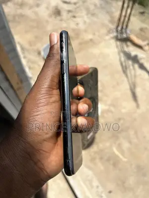 Apple iPhone X 64 GB Black