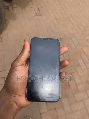 Apple iPhone XR 64 GB White