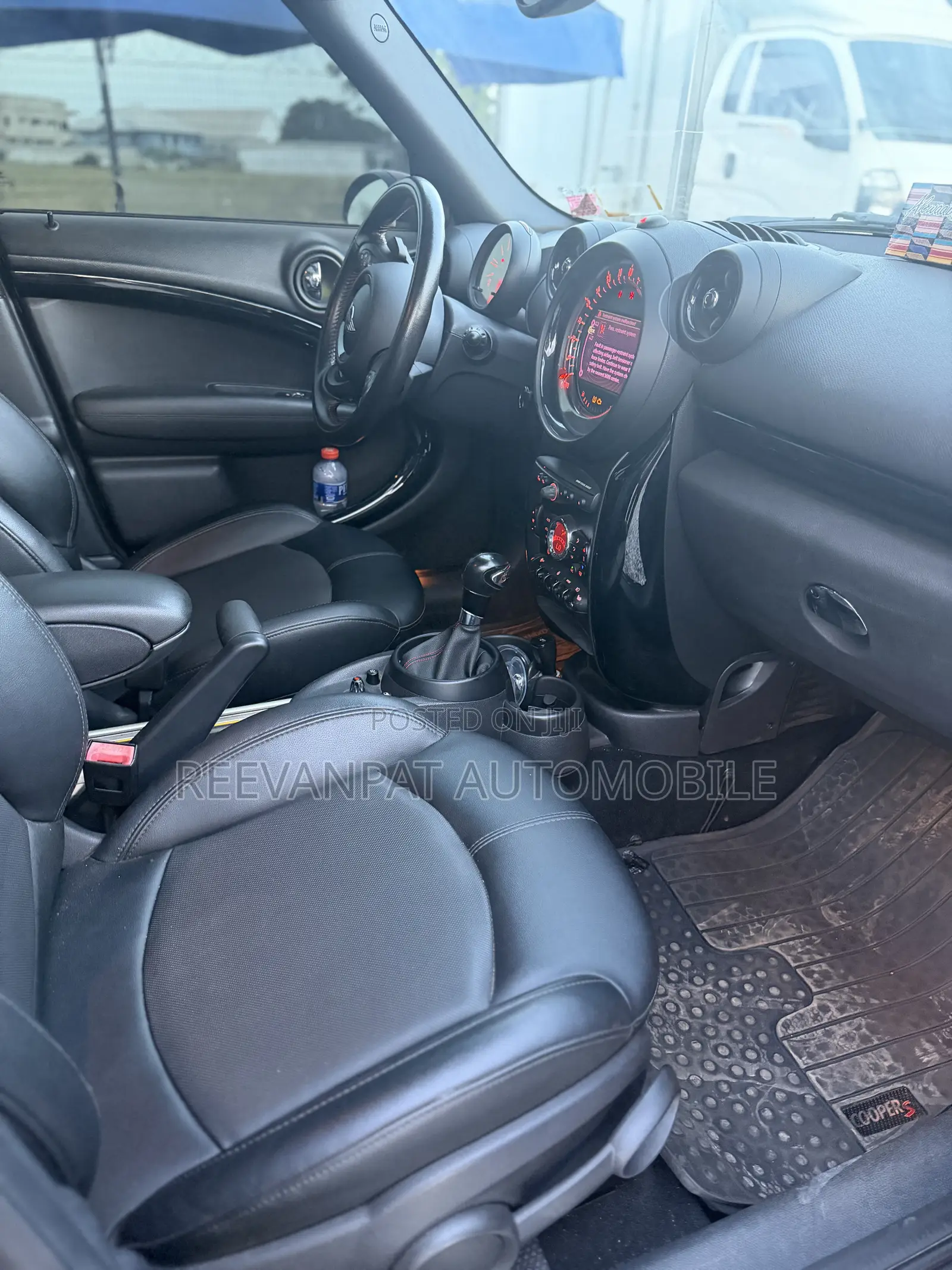 Mini Cooper 2016 Black