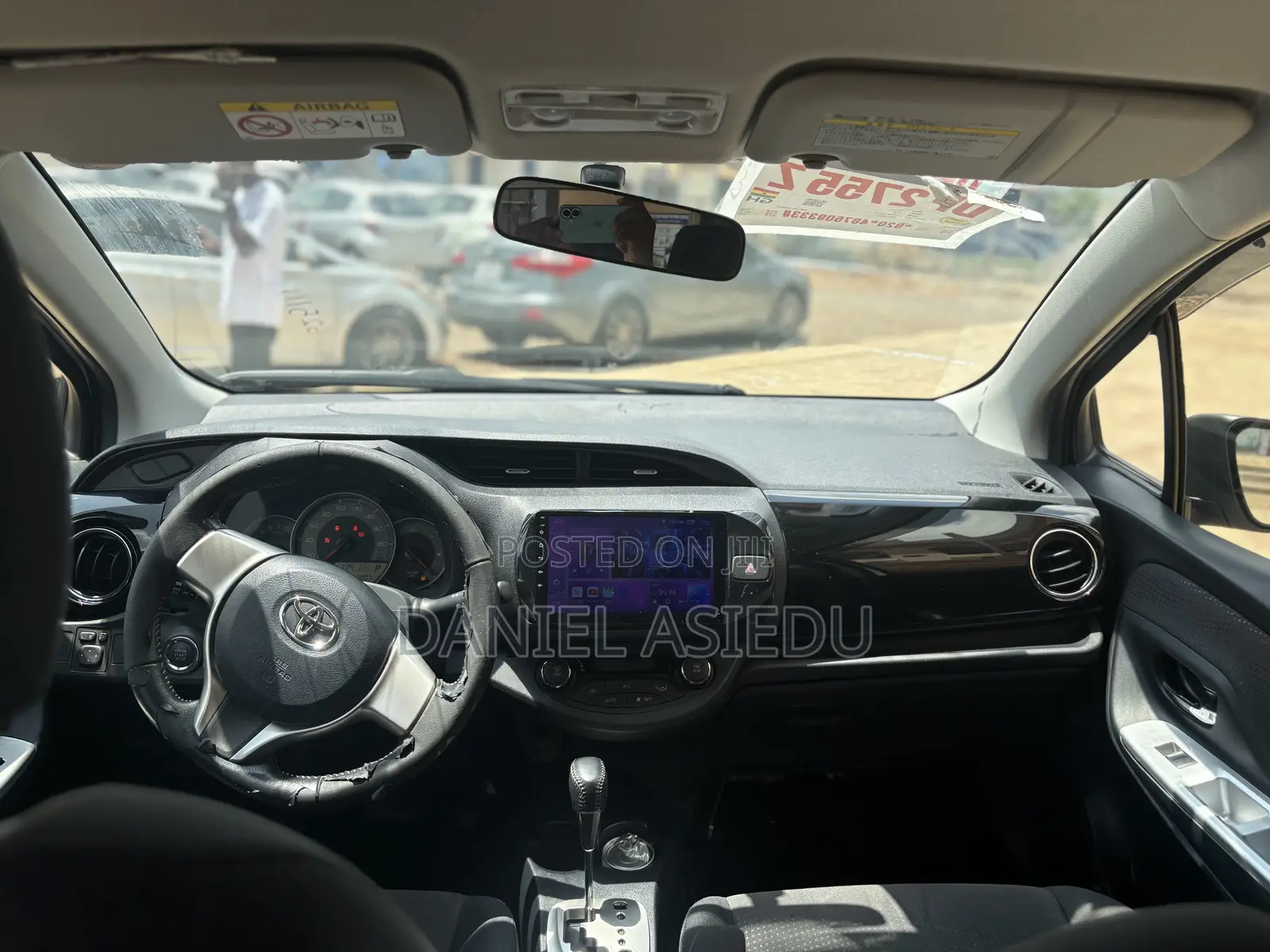 Toyota Vitz 1.3 AWD 5dr 2015 Silver