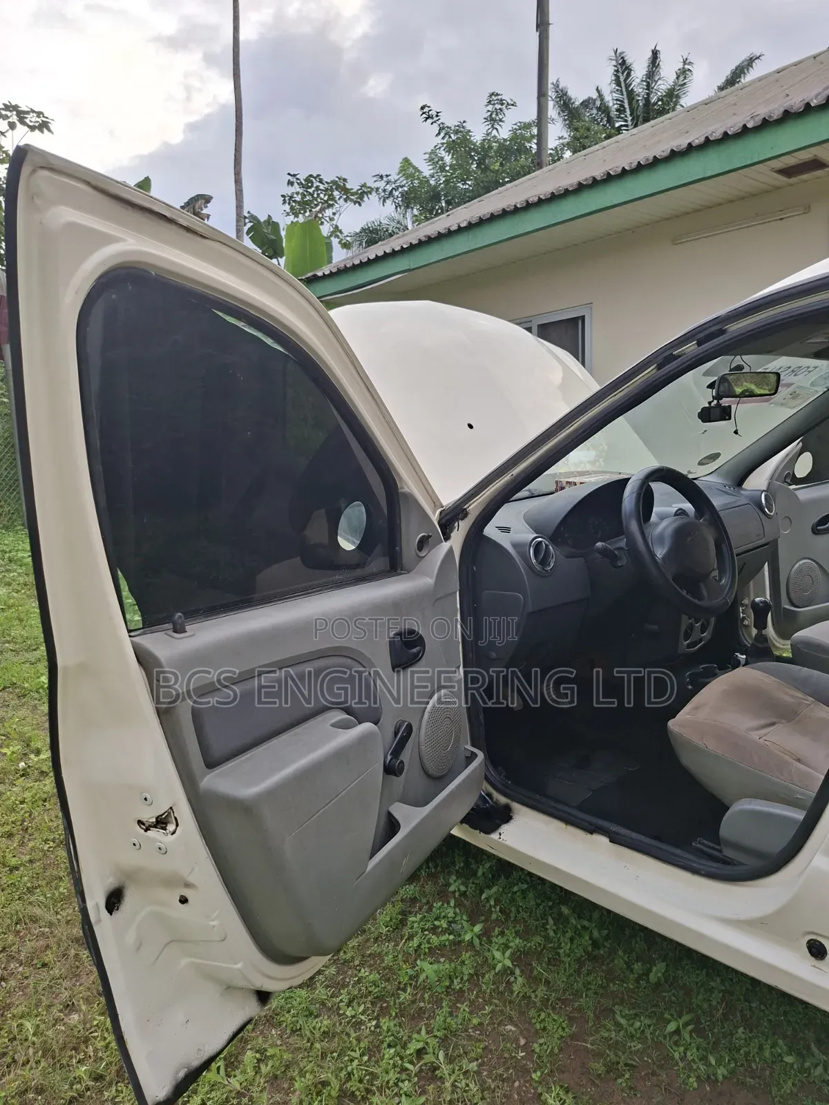 Dacia Logan 2009 White