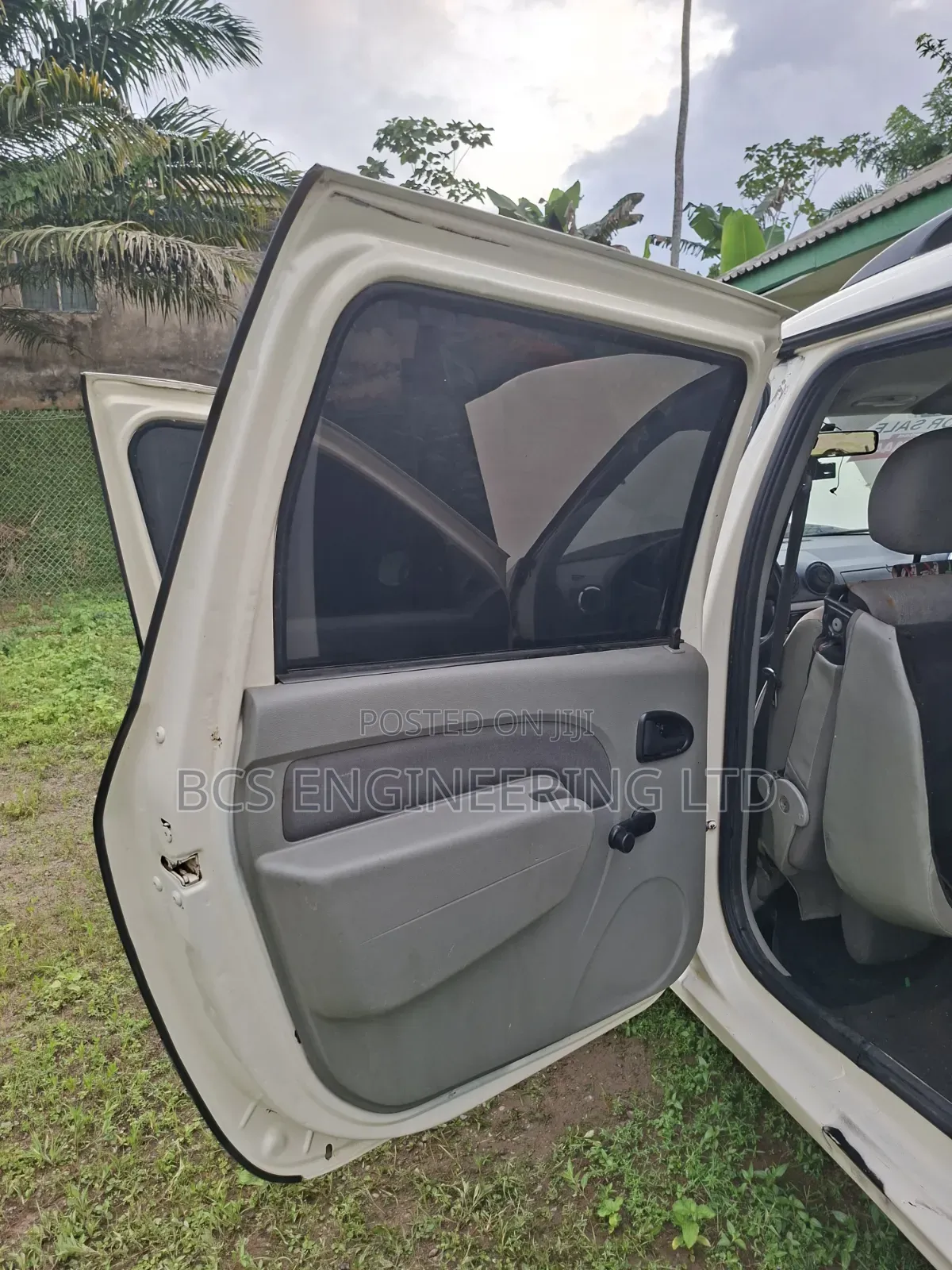 Dacia Logan 2009 White