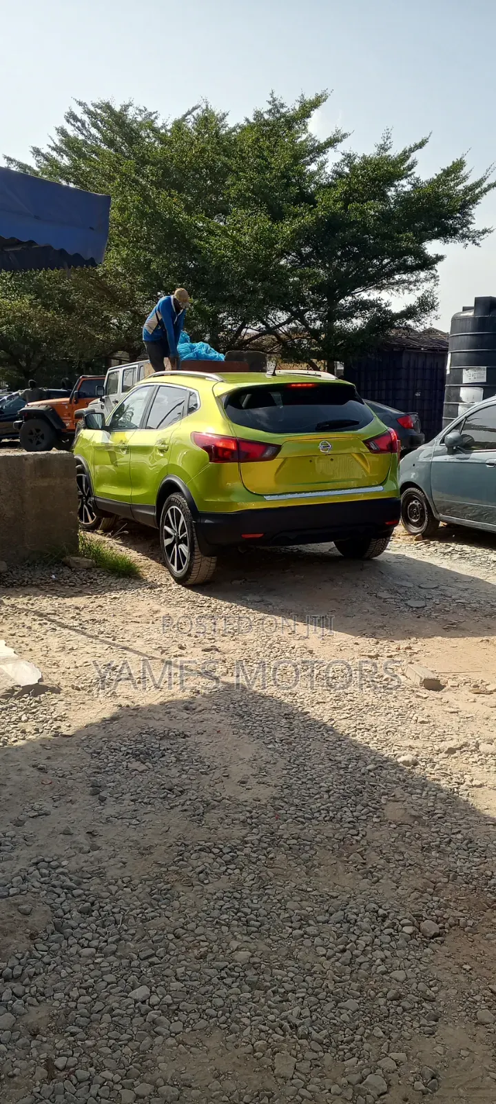 Nissan Qashqai 2018 Green