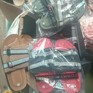 Tommy Jeans Slide 39-45
