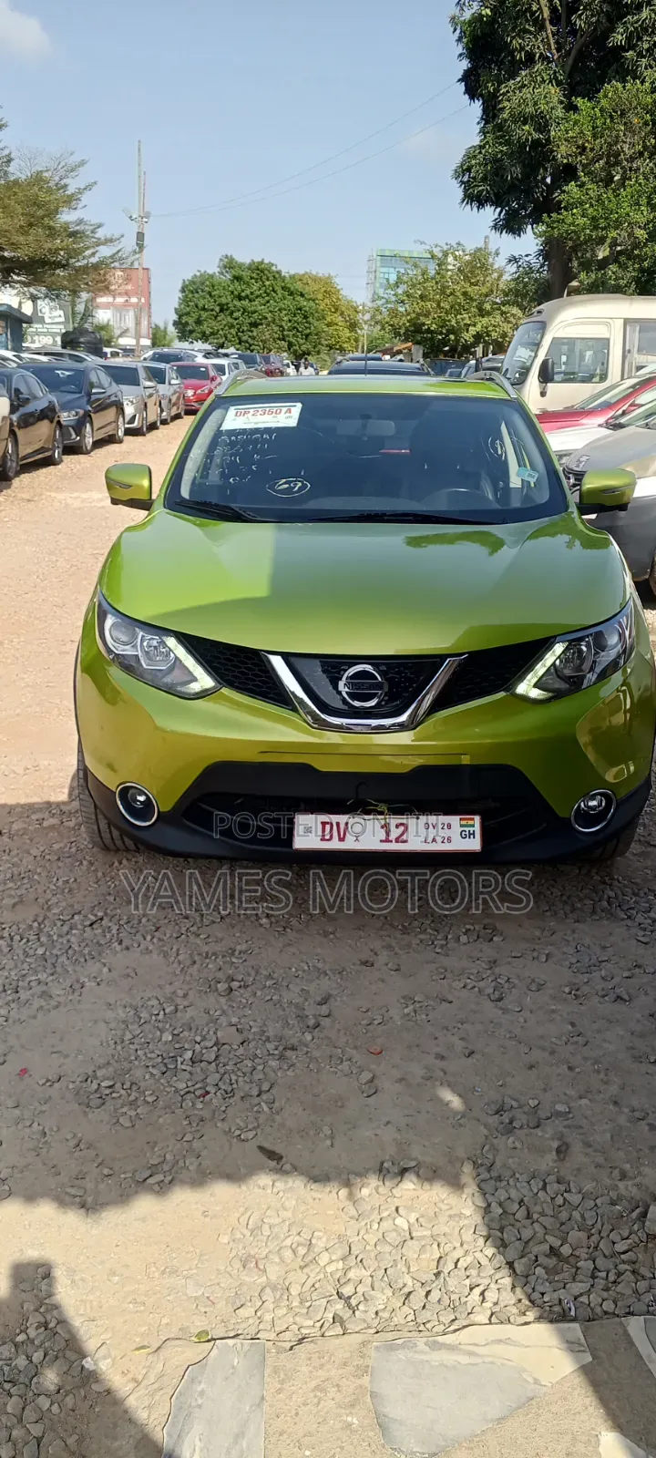 Nissan Qashqai 2018 Green