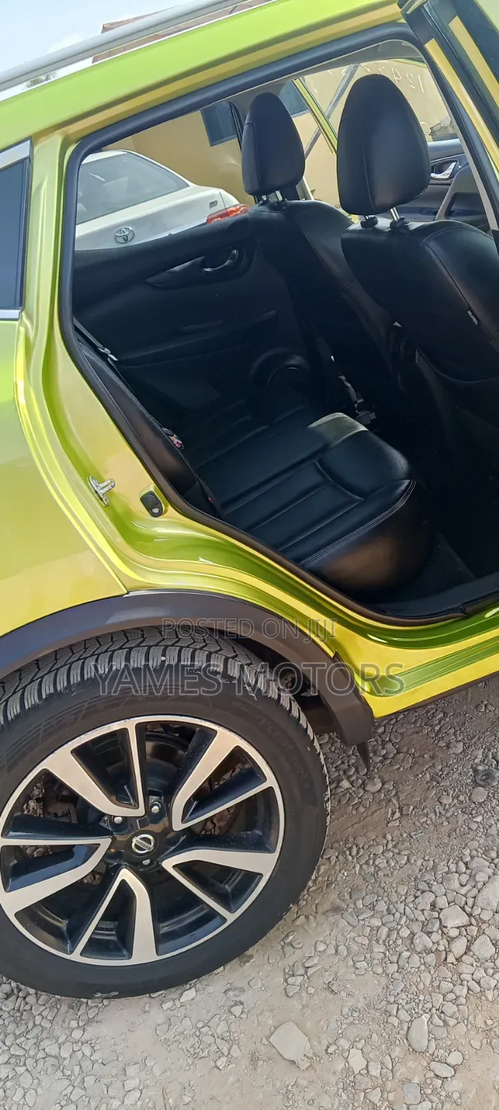 Nissan Qashqai 2018 Green