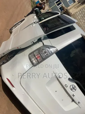Toyota Voxy 2013 White