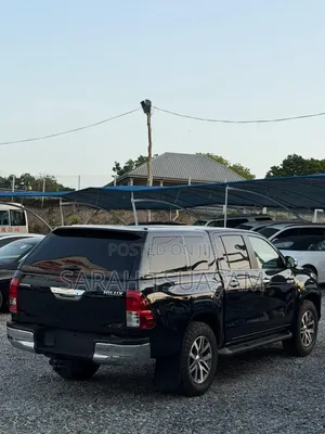 Toyota Hilux 2018 Black