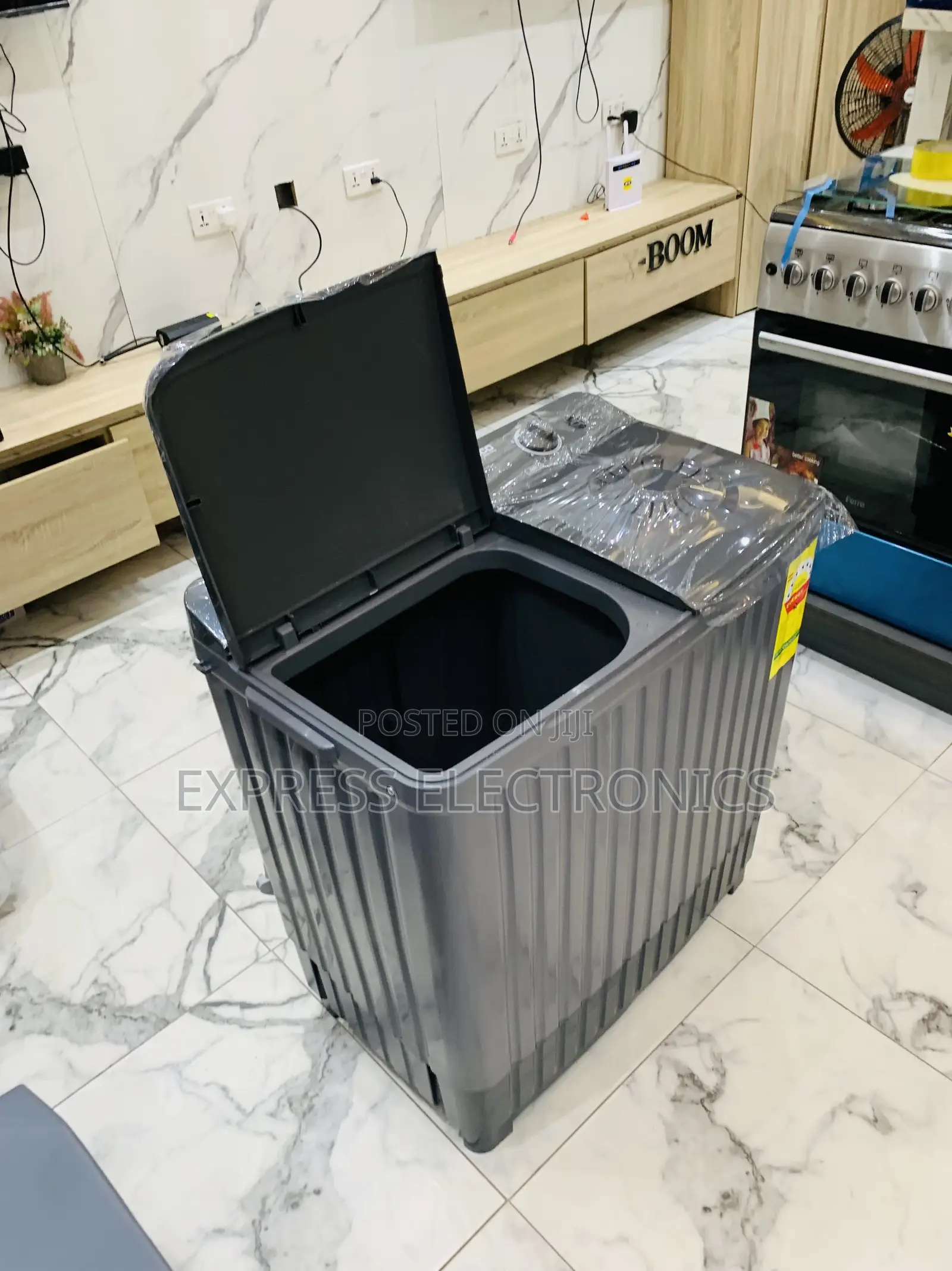 Grab the New Black 11kg Semi Automatic Twintub Topload Nasco