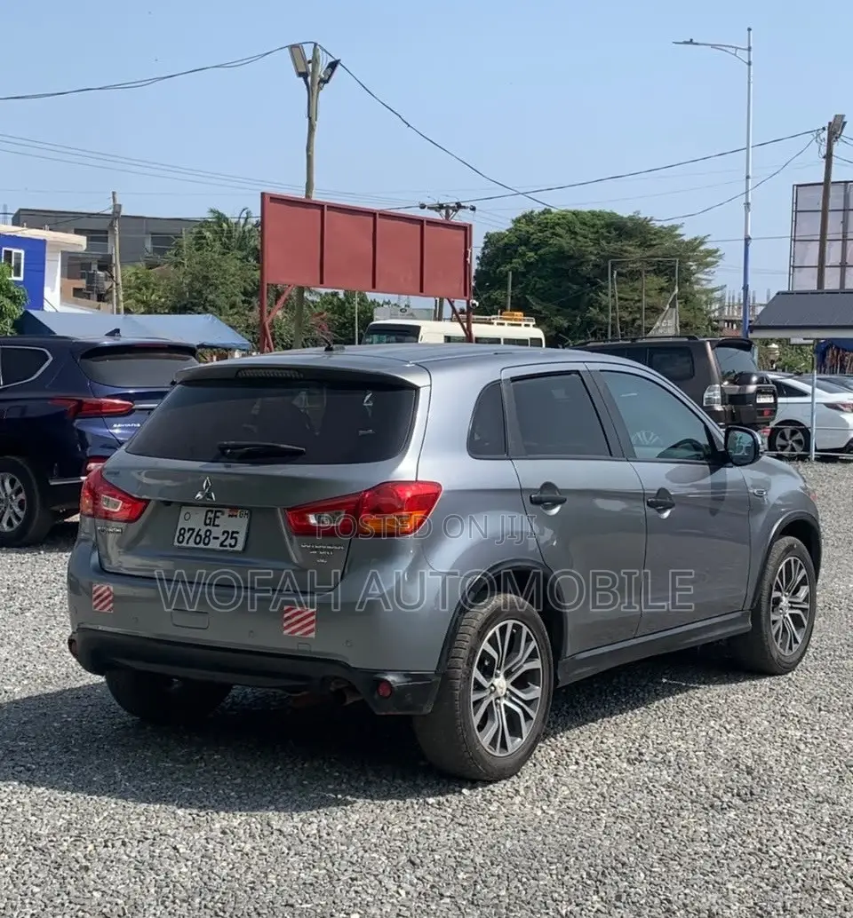 Mitsubishi Outlander 2016 Silver