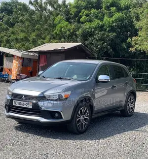 Mitsubishi Outlander 2016 Silver
