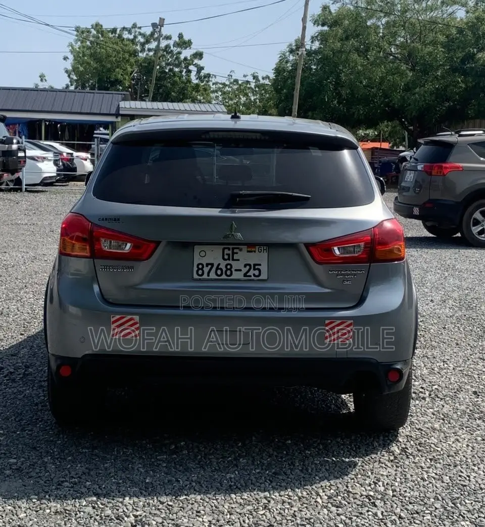 Mitsubishi Outlander 2016 Silver