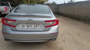 Honda Accord Sport (1.5L 4cyl Turbo CVT) 2019 Gray