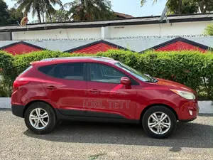Hyundai Tucson 2014 Red