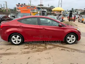 Hyundai Elantra 2013 Red