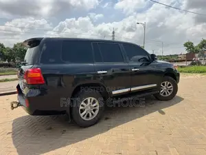 Toyota Land Cruiser 4.5 V8 GXR 2012 Black