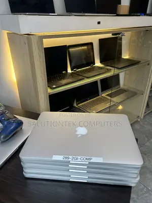 Laptop Apple MacBook Pro 2015 8GB Intel Core i5 SSD 256GB