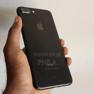 Apple iPhone 7 Plus 32 GB Black