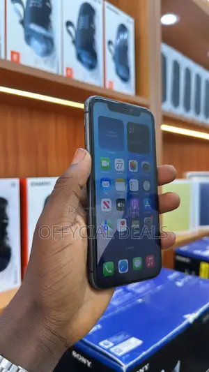 Apple iPhone 11 64 GB Black