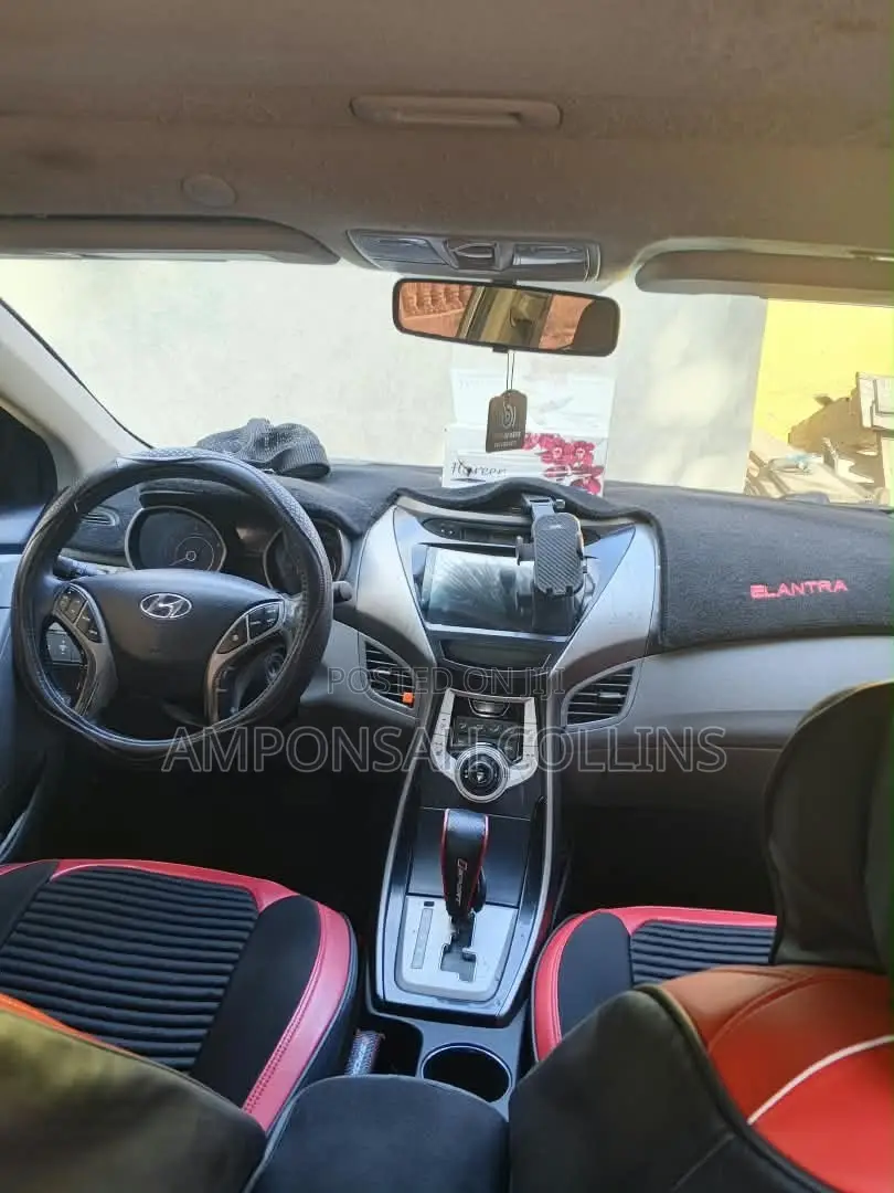 Hyundai Elantra 2013 Gray