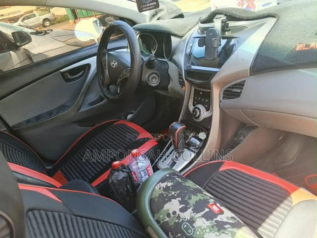 Hyundai Elantra 2013 Gray