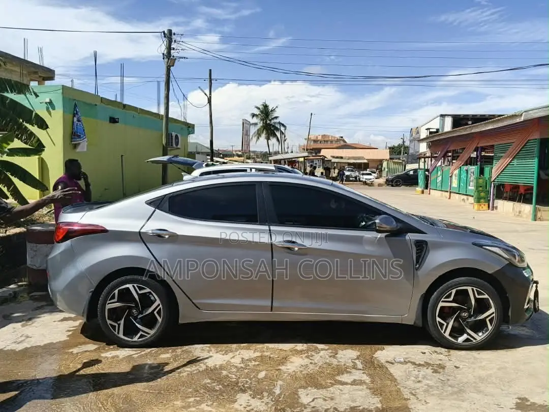 Hyundai Elantra 2013 Gray