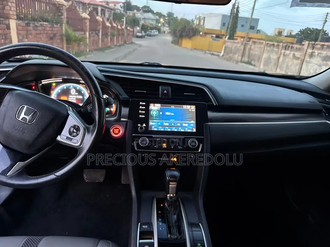 Honda Civic EX Sedan 2020 Gray