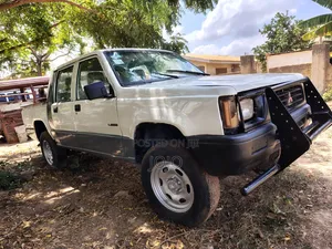 Mitsubishi L200 1999 Off white