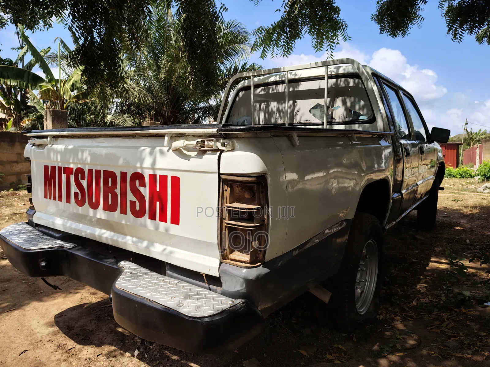 Mitsubishi L200 1999 Off white