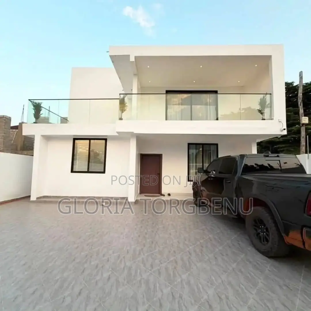 Furnished 4bdrm House in Adjiriganor for sale
