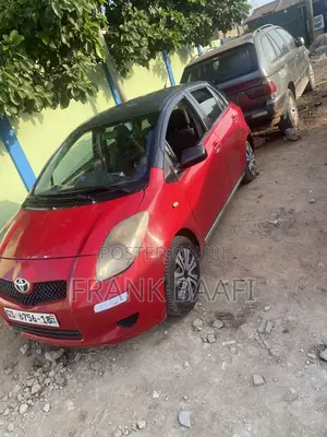 Toyota Yaris 1.5 2009 Red
