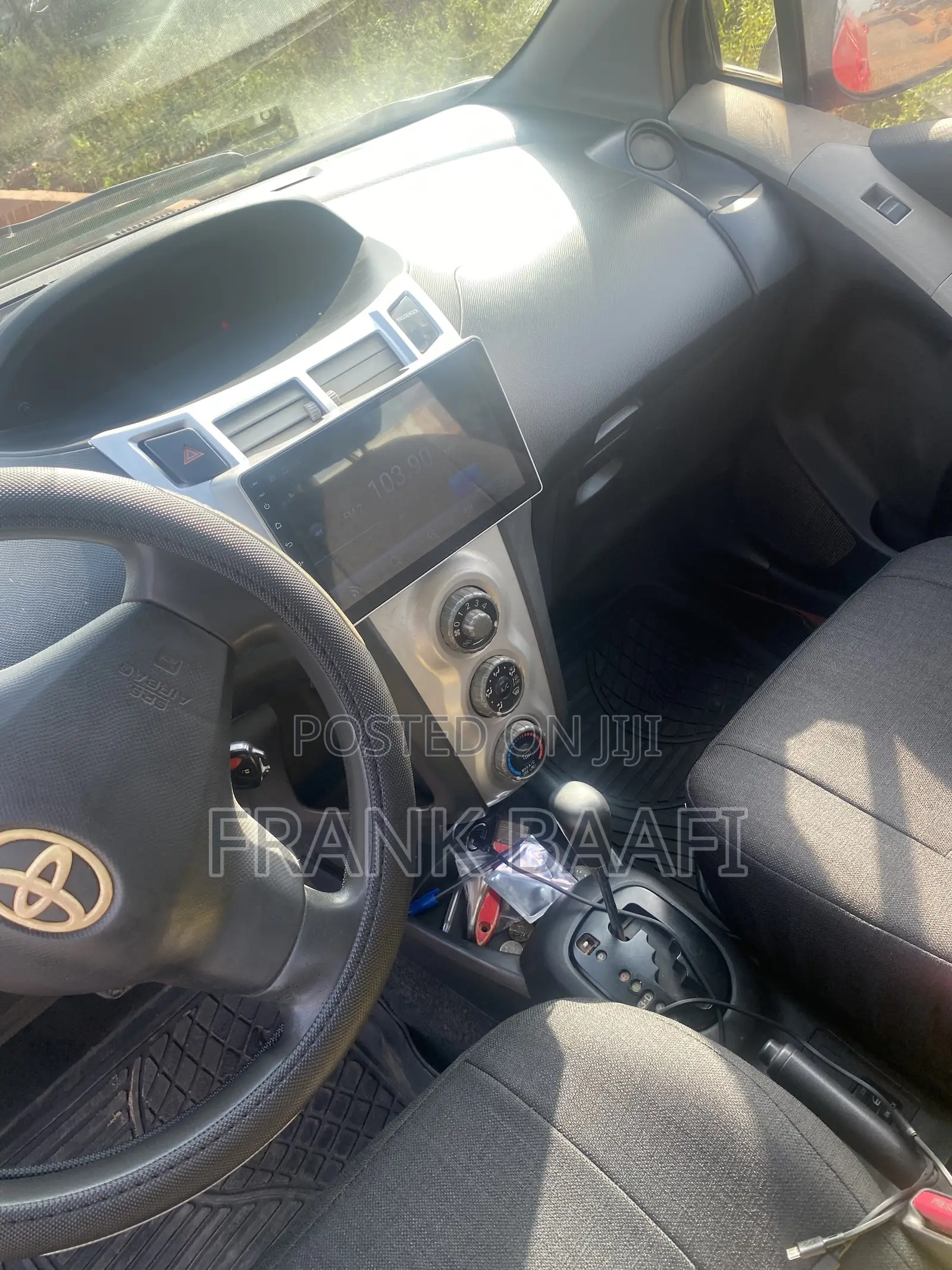 Toyota Yaris 1.5 2009 Red
