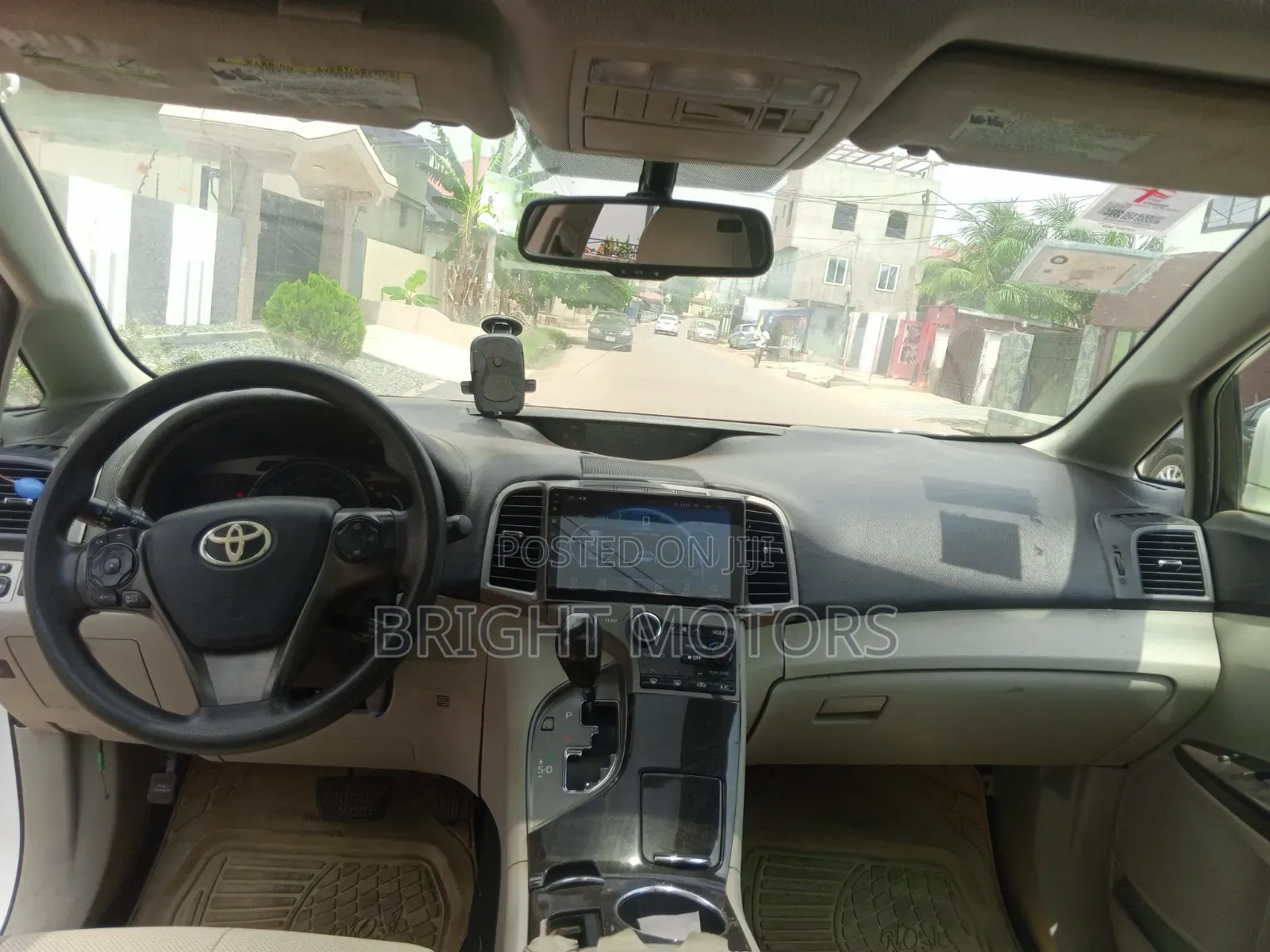 Toyota Venza LE 2013 White