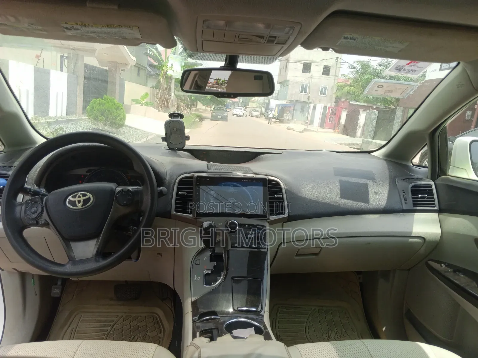 Toyota Venza LE 2013 White