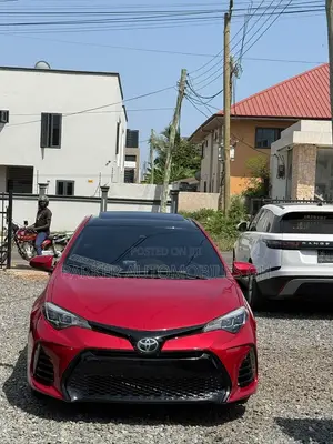 Toyota Corolla XLE 4dr Sedan (1.8L 4cyl CVT) 2017 Red