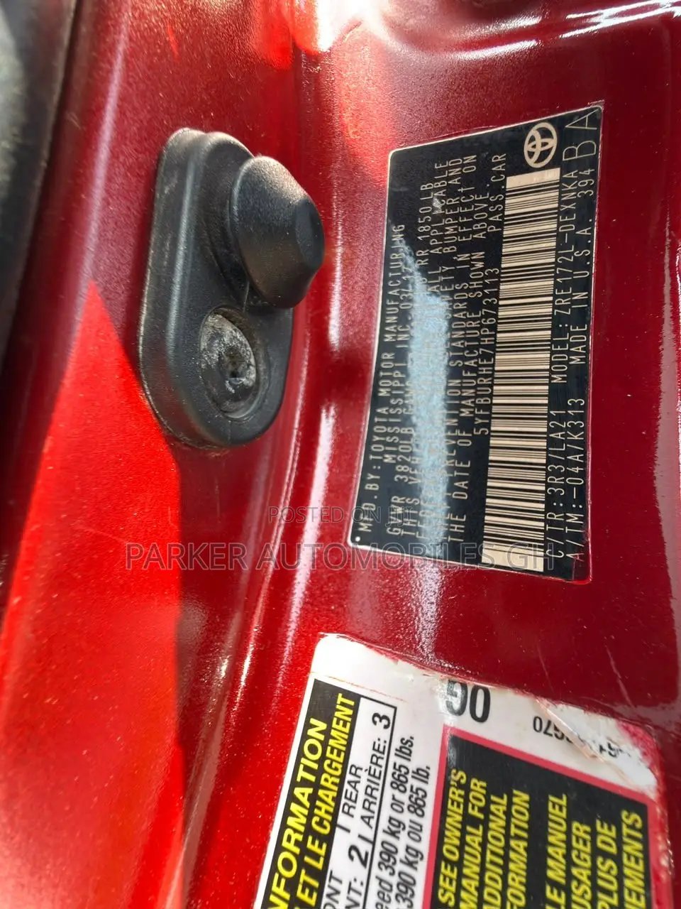 Toyota Corolla XLE 4dr Sedan (1.8L 4cyl CVT) 2017 Red
