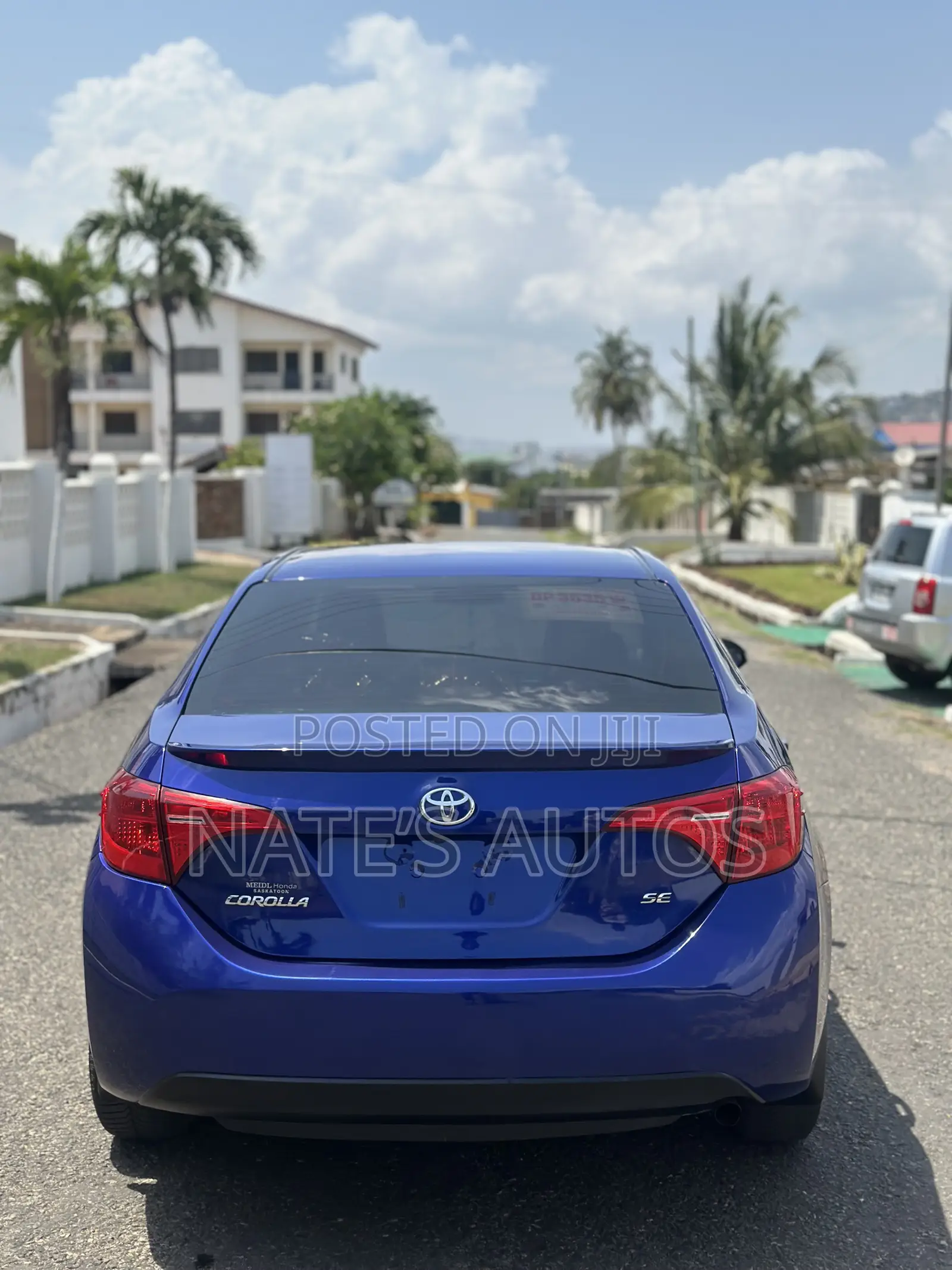 Toyota Corolla SE (1.8L 4cyl 2A) 2018 Blue