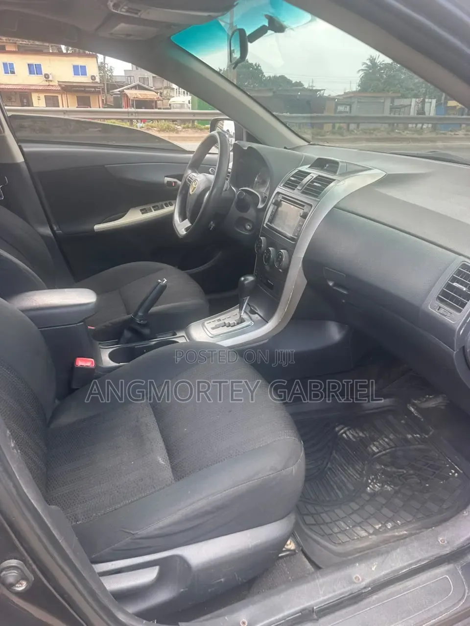 Toyota Corolla 2012 Gray