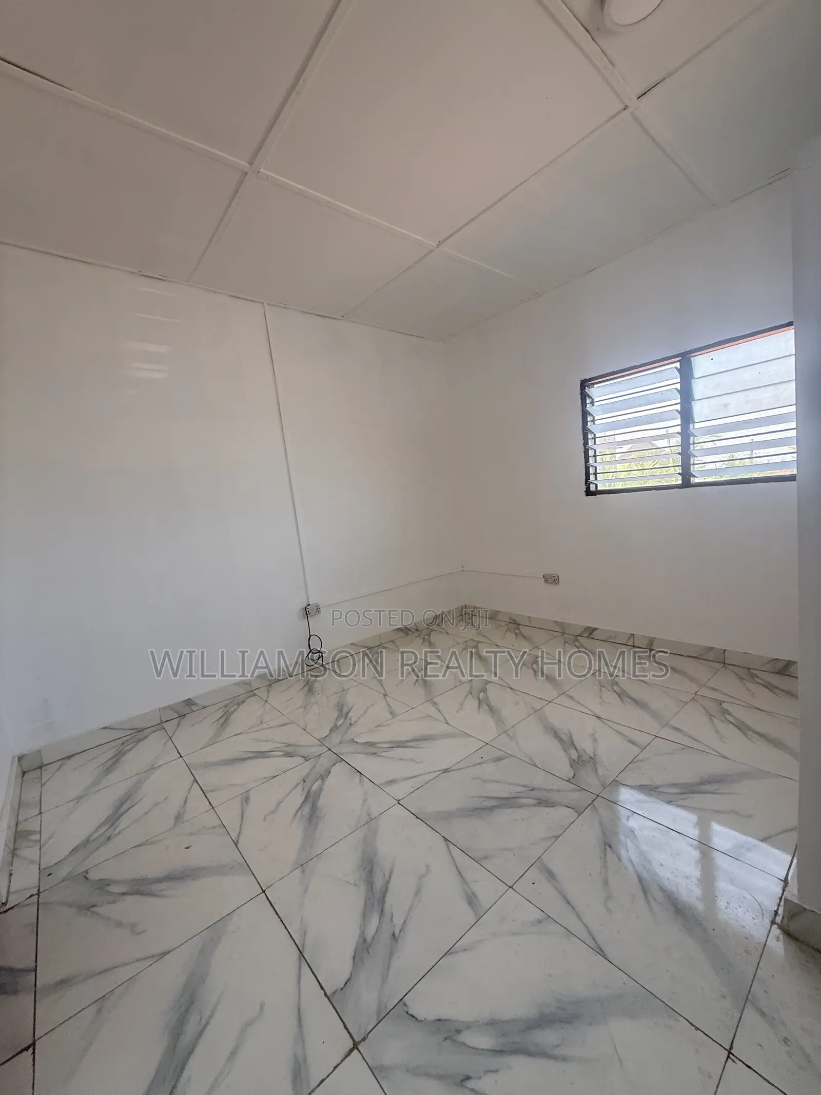1bdrm Apartment in Community 18 Area, Spintex for rent