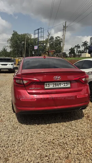 Hyundai Sonata GLS Sedan FWD (2.4L 4cyl 6A) 2012 Red