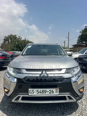 Mitsubishi Outlander SE FWD 2020 Silver