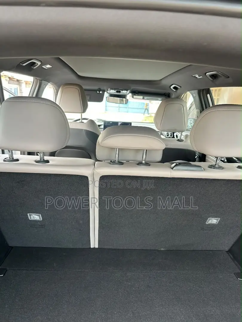 Geely Boyue 2025 Silver