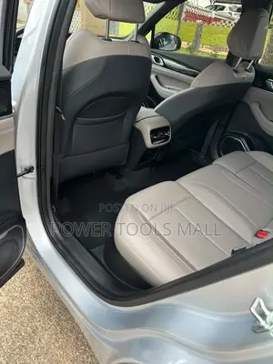 Geely Boyue 2025 Silver