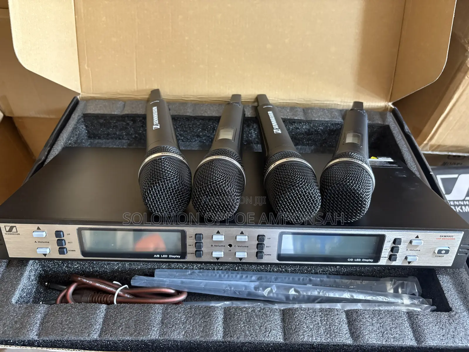 Sennheiser SKM 9900 (SKM9000) 4-in-1 Wireless Microphone System