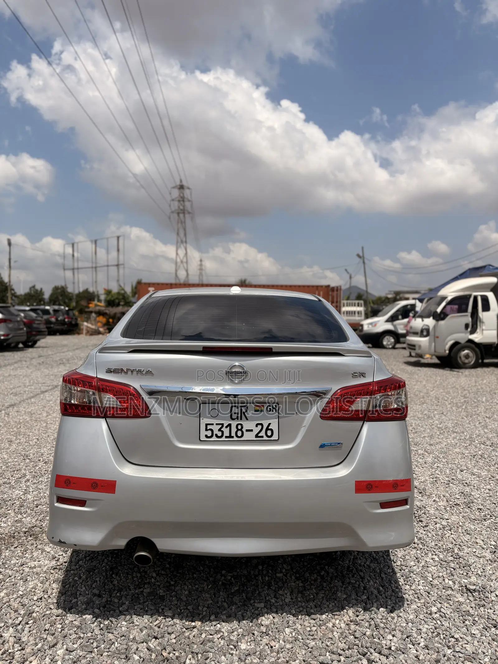 Nissan Sentra SR 4dr Sedan (1.8L 4cyl CVT) 2014 Silver