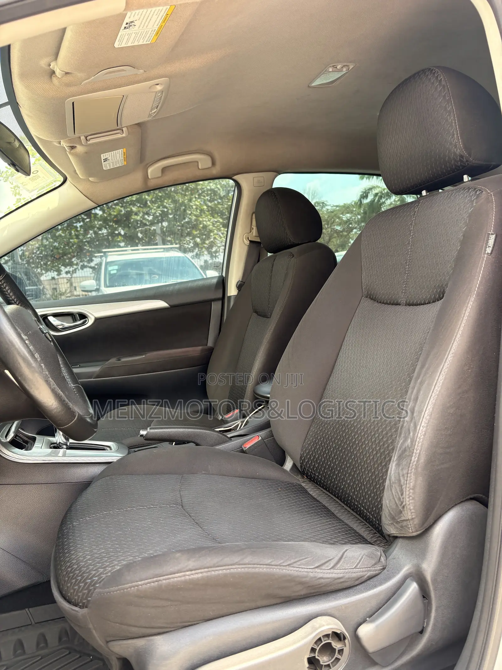 Nissan Sentra SR 4dr Sedan (1.8L 4cyl CVT) 2014 Silver