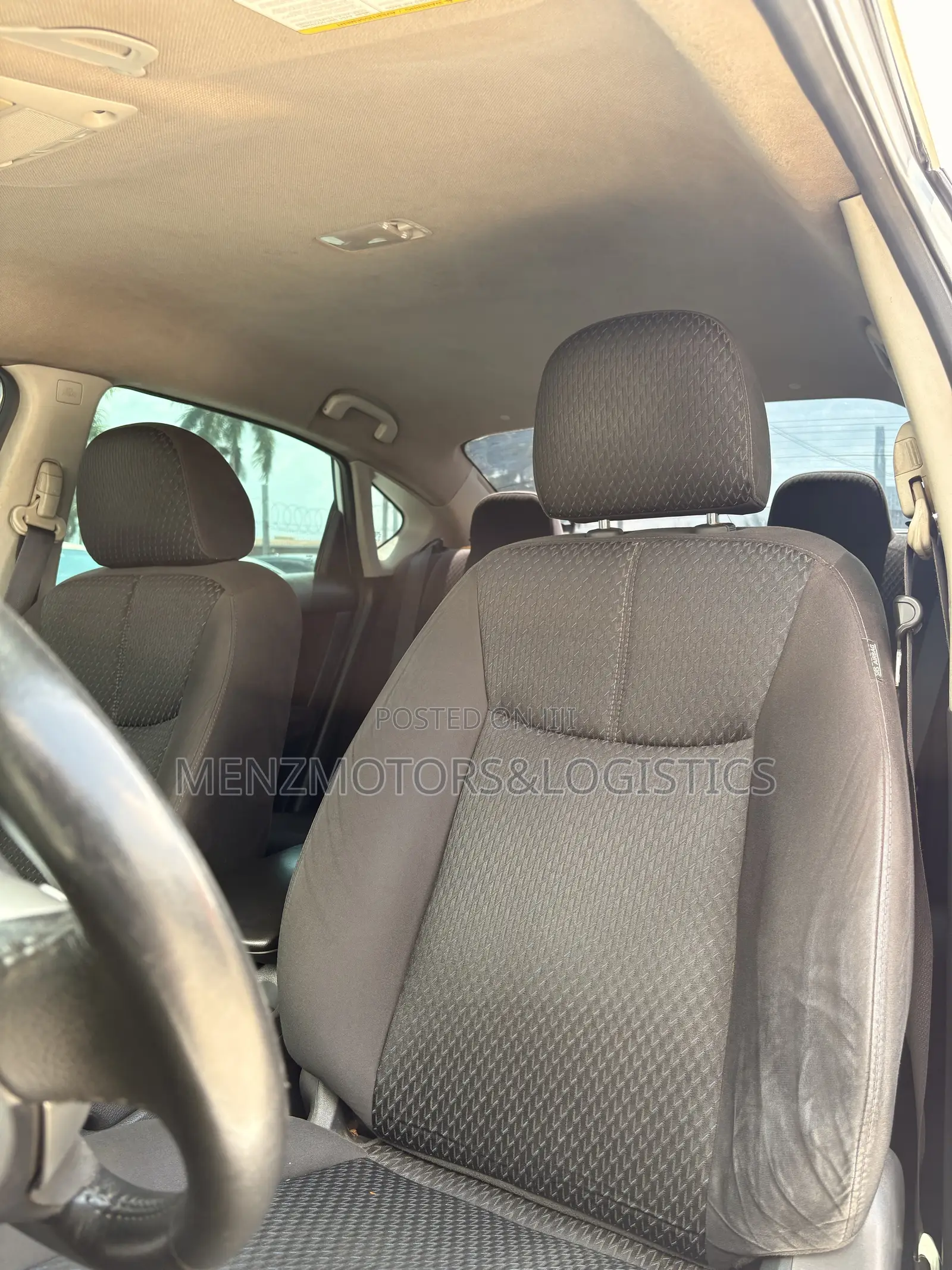 Nissan Sentra SR 4dr Sedan (1.8L 4cyl CVT) 2014 Silver