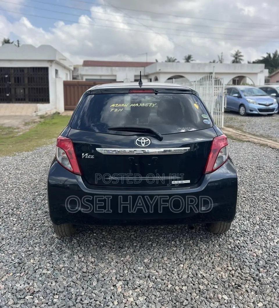 Toyota Vitz 2014 Black